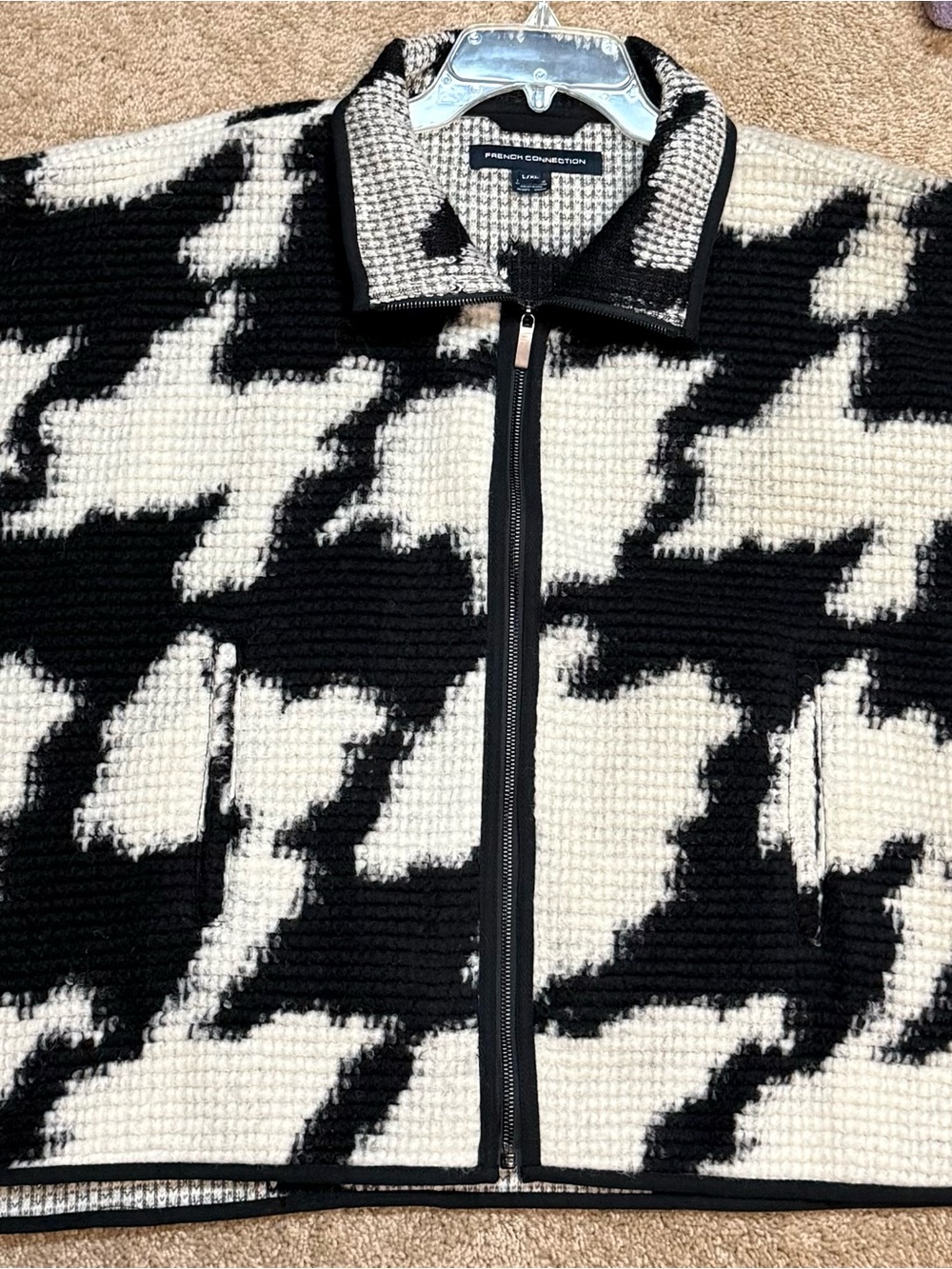 French Connection Black and White Houndstooth Zip-Up Sweater